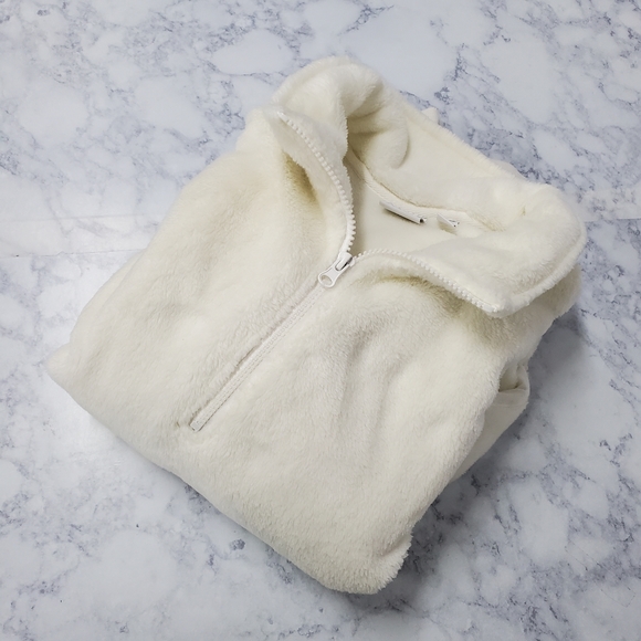 NY&C Plush White Sweatshirt - Picture 10 of 10
